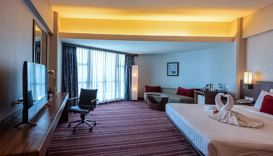 هتل آمباسادور بانکوک